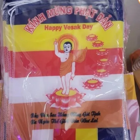 Cờ dây phật đản  có hình - cờ dây 20 mét 50 lá cỡ 20cm x 30cm cực đẹp