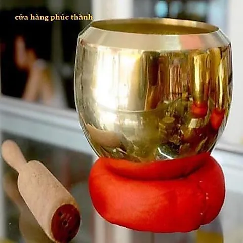 gõ chuông tụng kinh có hoả tốc