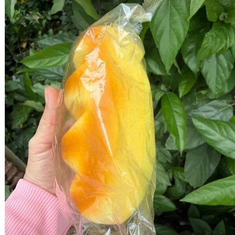 Squishy Bóp Mềm hình Bánh Mì Bơ Sữa