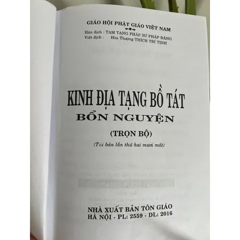 SỔ TAY Sách - Kinh Địa Tạng Bồ Tát Bổn Nguyện ( Bìa Vàng Mềm )