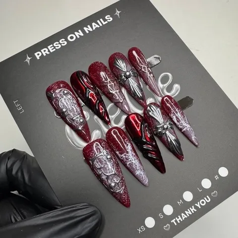 Nailbox Thiết Kế Đỏ Rượu Vang Gothic Đính Charm 3D Line Art Cá Tính [Cie-25]