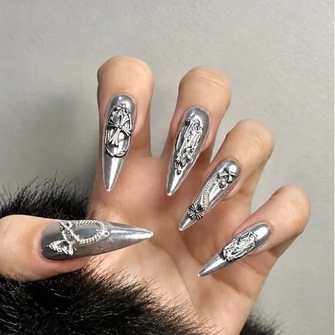 Nailbox Thiết Kế Tráng Gương Bạc Đính Charm 3D Xích Vẽ Nổi Gothic Cá Tính [Cie-09]