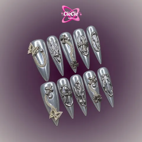 Nailbox Thiết Kế Tráng Gương Bạc Đính Charm 3D Xích Vẽ Nổi Gothic Cá Tính [Cie-09]