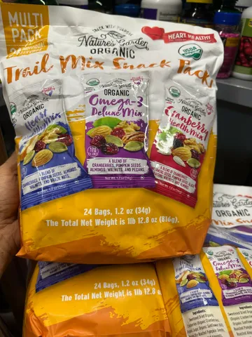 Hạt hôn hơp hưu cơ dinh dưỡng Natures Garden orgranic Trai Mix Snack packs 816g