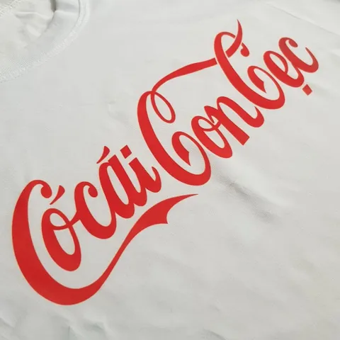 Áo thun in logo Coca-Cola biến tấu hài hước vui nhộn quà tặng áo phông độc lạ