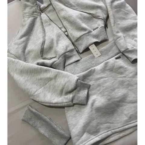 (Auth) Set bộ áo khoác,chân váy,băng đô nỉ bông thể thao nữ hãng Missguided uk newtag
