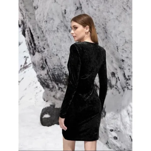 (Sale) Váy nhung kiểu nữ She In