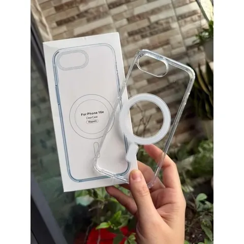Ốp lưng iPhone 16E Nam Châm HỖ TRỢ SẠC Không Dây trong suốt