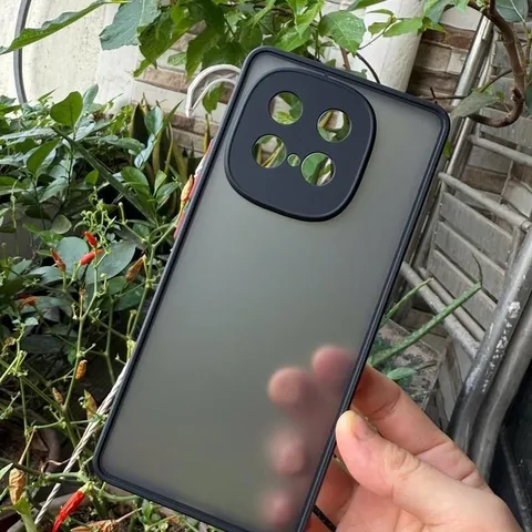 Ốp lưng Vivo iQOO Z10 Turbo, Z10 Turbo Pro lưng nhám viền màu,chống sốc 4 góc (màu đen)