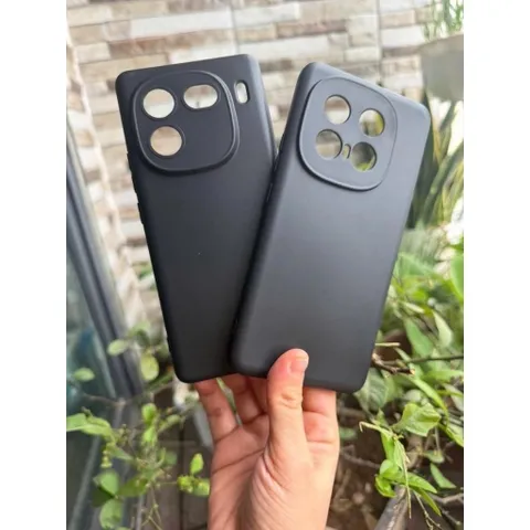 Ốp lưng dẻo Vivo iQOO 12  ,iQOO 12 Pro , iQOO 13 ( màu đen) khoét mắt bảo vệ Camera