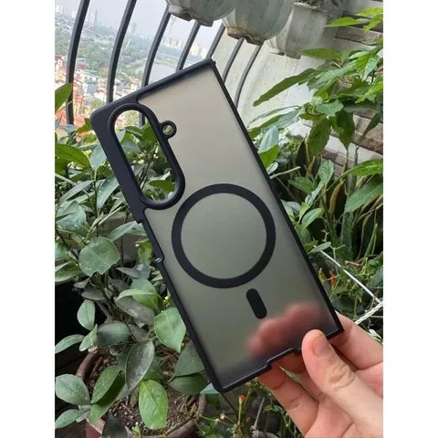 Ốp lưng Samsung Galaxy Z Fold 7 nhám viền màu, hỗ trợ sạc không dây