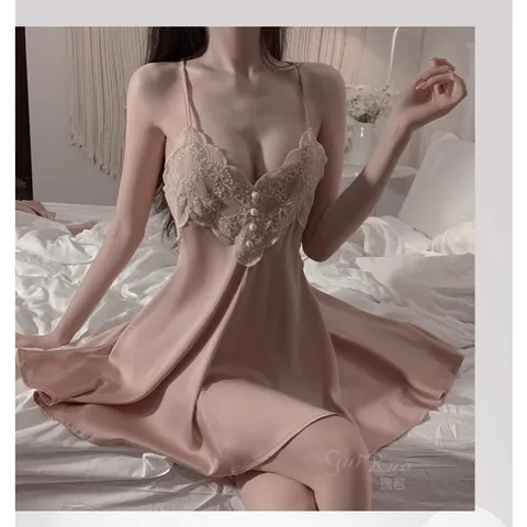 Váy Ngủ Lụa Sexy Phối Ren Hoa Đầm Thức 2 Dây Chéo Lưng Tặng Chip - N136 Hồng Nude