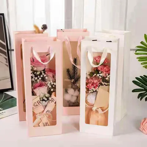 Túi giấy 1 mặt kính đựng quà đựng hoa