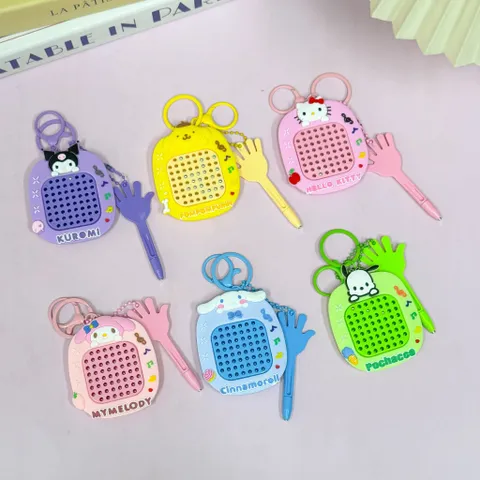 Móc Khóa Đồ Chơi Bi Nam Châm Mini Hình Hoạt Hình – Bảng Vẽ Giải Trí Kèm Móc Khóa Treo Cặp Cho Bé