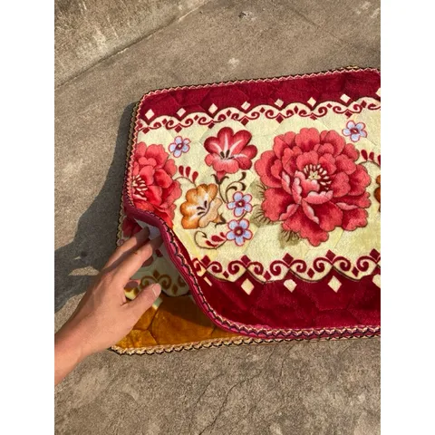 đệm ghế nhung mùa đông (1 tấm vuông)