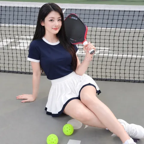 Set thể thao nữ cổ tròn - vải cotton bozip chống nhăn, váy xếp ly kèm quần bảo hộ, chơi pickleball, tennis, cầu lông