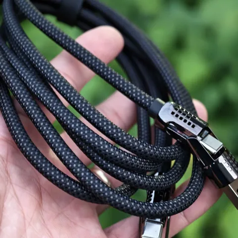 Cáp sạc đa năng 4 trong 1 bọc dù siêu bền sạc nhanh 240W dài 2m có đèn LED RGB - Dây To