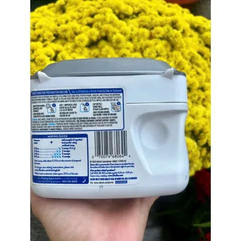 Sữa Similac 360 Total Care 5 HMO Prebiotics nhựa xanh 584g cho bé từ 0-12 tháng