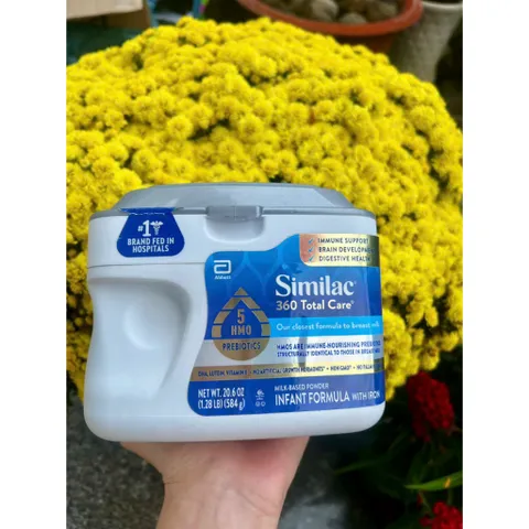 Sữa Similac 360 Total Care 5 HMO Prebiotics nhựa xanh 584g cho bé từ 0-12 tháng