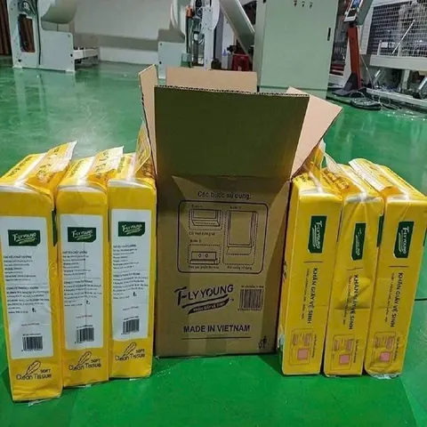 Giấy rút treo tường- giấy ăn - giấy vệ sinh - giấy đa năng cao cấp