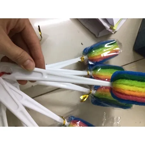 Cây cọ rửa ly cốc, bình sữa 7 màu tạo bọt tiện lợi ( giá 1 cái )