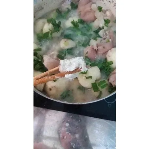 1Kg Khoai sọ/ khoai môn ( củ nhỏ )bở, dẻo thơm ngon- hàng chất lượng