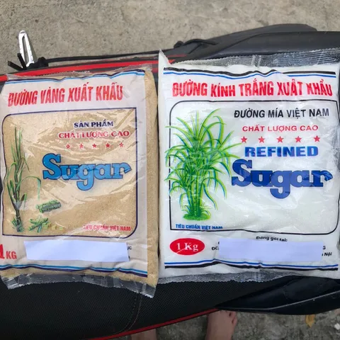(Com bo 5 túi) Đường tinh khiết xuất khẩu đường kính trắng, đường vàng (860 - 900g/1 túi)