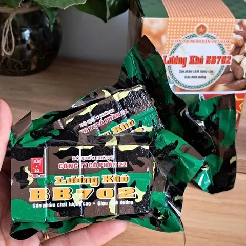 Lương Khô Bộ Binh BB702 , Lương Khô Quân Đội Vị Bùi Thơm,ít Ngọt ,Giàu Năng Lượng,Tiện Mang Theo