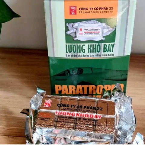 THÙNG 6 Hộp Lương Khô Bay 6 Kg, Lương Khô Thơm Ngon Cung Cấp Dinh Dưỡng