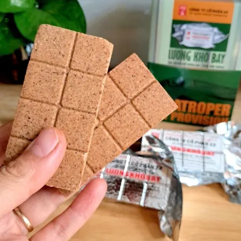 Lương Khô Quân Đội Công Ty Cổ Phần 22 , Vị Cacao, Bay , BB702 Bổ Sung Dinh Dưỡng, Năng Lượng