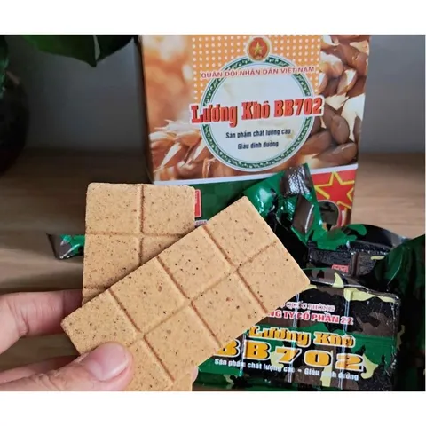 Lương khô BB702 thơm ngon, bổ dưỡng dùng để ăn sáng,ăn bữa phụ,ăn trước khi vận động,no lâu