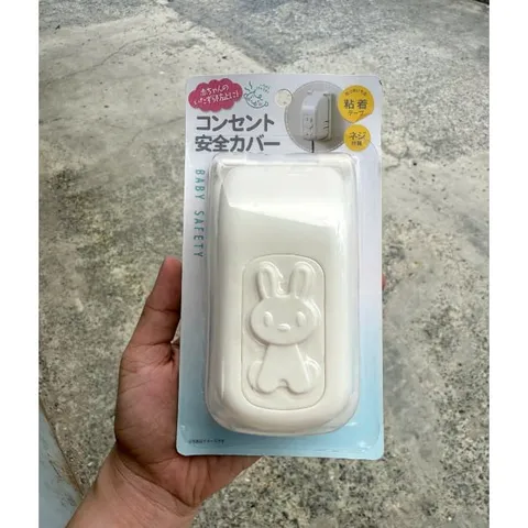 Hộp bọc ổ điện an toàn cho bé KOKUBO nội địa Nhật Bản