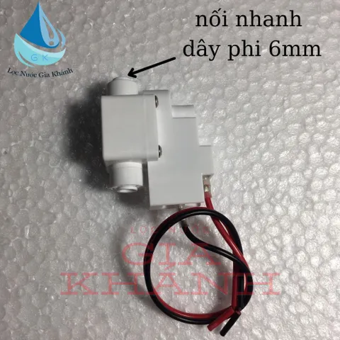 Van áp cao nối nhanh máy lọc nước kèm dây điện.