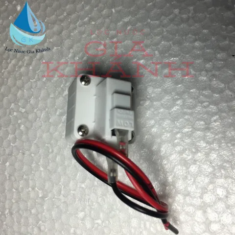 Van áp thấp nối nhanh máy lọc nước kèm dây điện.