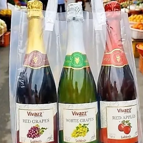 Nước Trái Cây Có Ga Vivazz (Nho Xanh) Chai 750mill