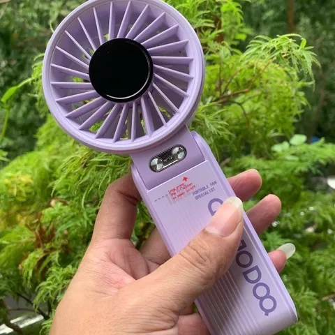 Quạt cầm tay Gsf003 , 100 cấp độ gió, siêu mát , pin 4000mah khoẻ , đeo cổ và gập để bàn tiện lợi . thiết kế cao cấp