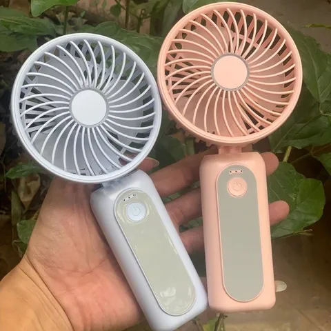 Quạt M2 , Mạnh kinh khiếp , động cơ phản lực không chổi than, có dây đeo và gập để bàn , dung lượng pin 4000mah .