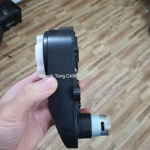 Hộp số động cơ cổ lái Trái - Phải xe ô tô điện trẻ em 12V | Gắn trục vô lăng
