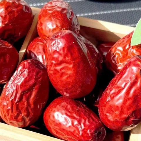 Hộp 1kg Táo Đỏ Tân Cương Nhược Cương Yang Ling Food Hàng Loại Ngon, Quả To, Cùi Dày Hạt Nhỏ Tự Nhiê