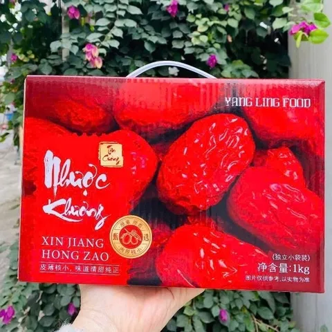 Hộp 1kg Táo Đỏ Tân Cương Nhược Cương Yang Ling Food Hàng Loại Ngon, Quả To, Cùi Dày Hạt Nhỏ Tự Nhiê