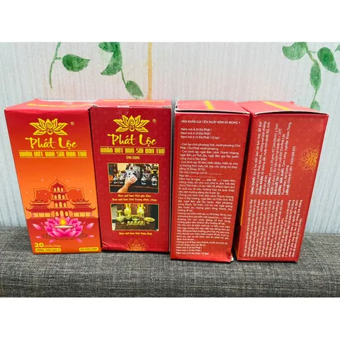 Hộp 20 khăn ướt hương trầm ngũ vị bao sái ban thờ Phát Lộc LAU DỌN BÀN THỜ