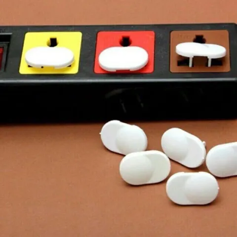 Combo 5 cái Nút Bịt Ổ Cắm Điện An Toàn Cho Bé Yêu