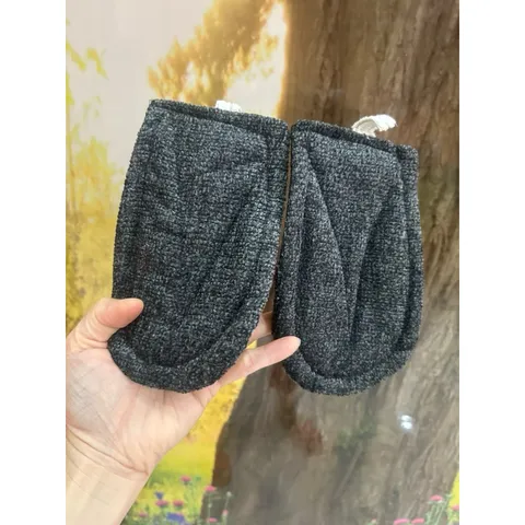 Một cặp hai chiếc nhấc - vắt xoong nồi Vải Nỉ bố (giao màu ngẫu nhiên)
