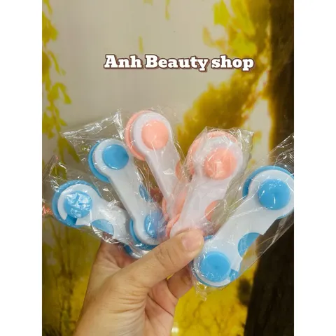 COMBO  03 (ba) cái Dụng Cụ Khoá Tủ Quần Áo, Tủ Lạnh, Tủ Đồ An Toàn Cho Bé