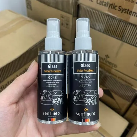 Dung Dịch Xịt Phủ Nano Chống Bám Nước Senfineco 9945 tạo hiệu ứng lá sen, trên kính gương ô tô, kính mắt mũ bảo hiểm