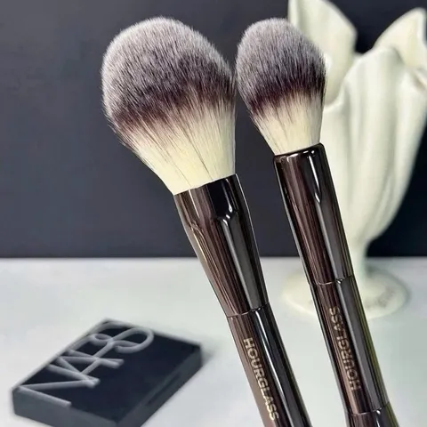 Cọ trang diểm cao cấp H.ou.rg.lass