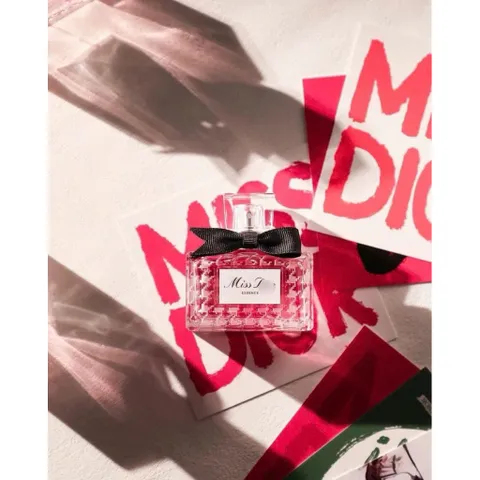 NEW 𝟐𝟎𝟐𝟓 🛍️Nước hoa M.i.s.s Essence