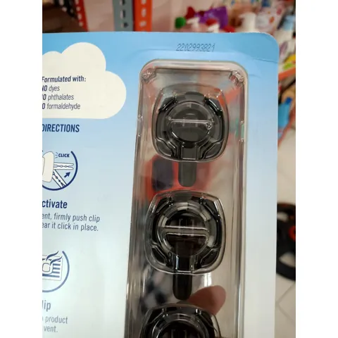 Nước Hoa Ô Tô Febreze Cao Cấp Kẹp Cửa Gió Điều Hòa Xe Hơi Febreze Car Vent Air Freshener (nhiều mùi) 868060