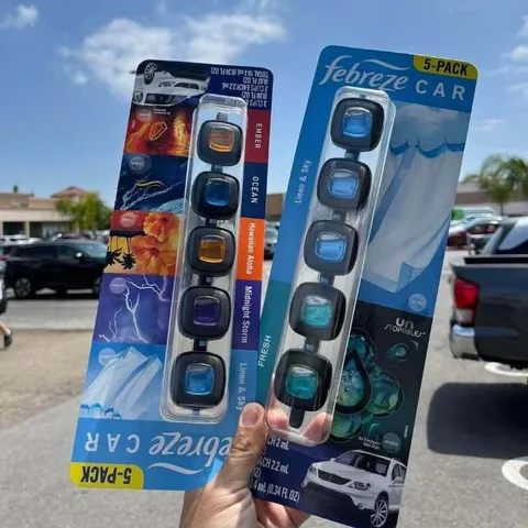 Nước Hoa Ô Tô Febreze Cao Cấp Kẹp Cửa Gió Điều Hòa Xe Hơi Febreze Car Vent Air Freshener (nhiều mùi) 868060