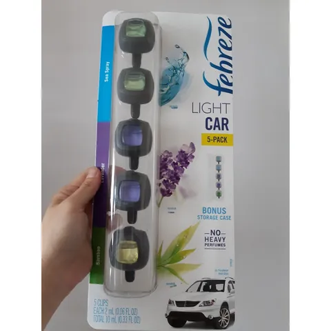 Nước Hoa Ô Tô Febreze Cao Cấp Kẹp Cửa Gió Điều Hòa Xe Hơi Febreze Car Vent Air Freshener (nhiều mùi) 868060